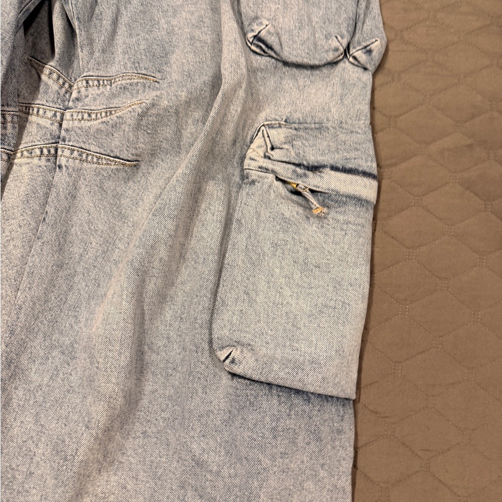 Good American Cargo Pants: Tall Girl Friendly! - Picture 2 of 6